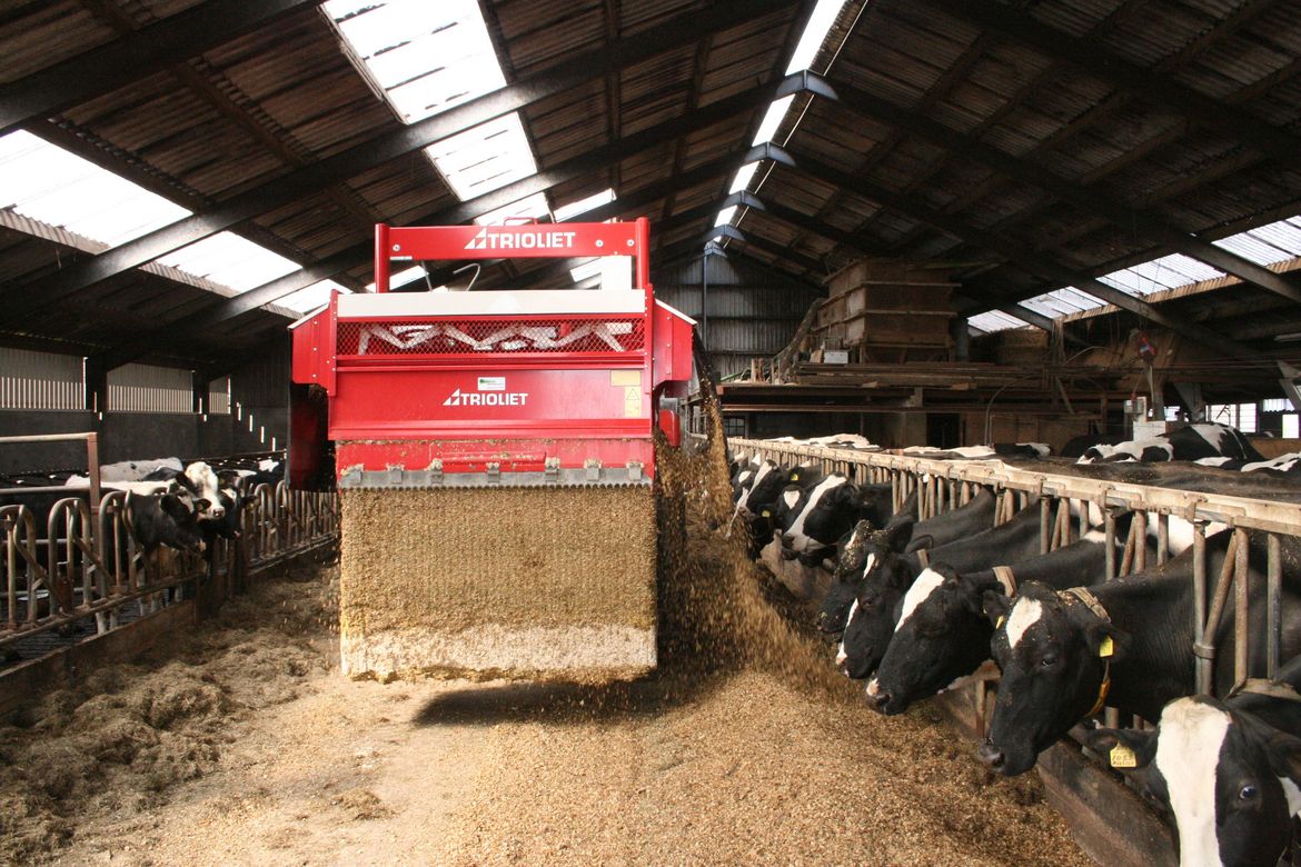 silage block distributor 