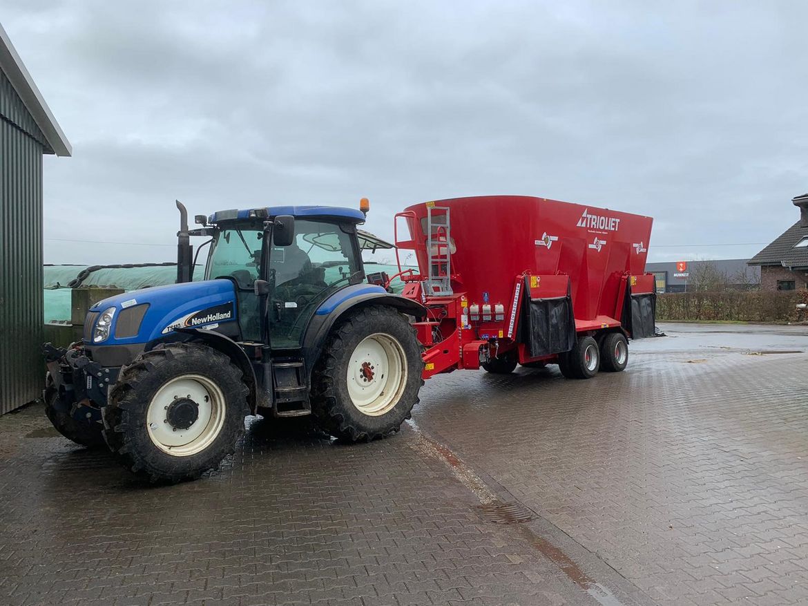 tmr mixer with automatic gearbox trioliet